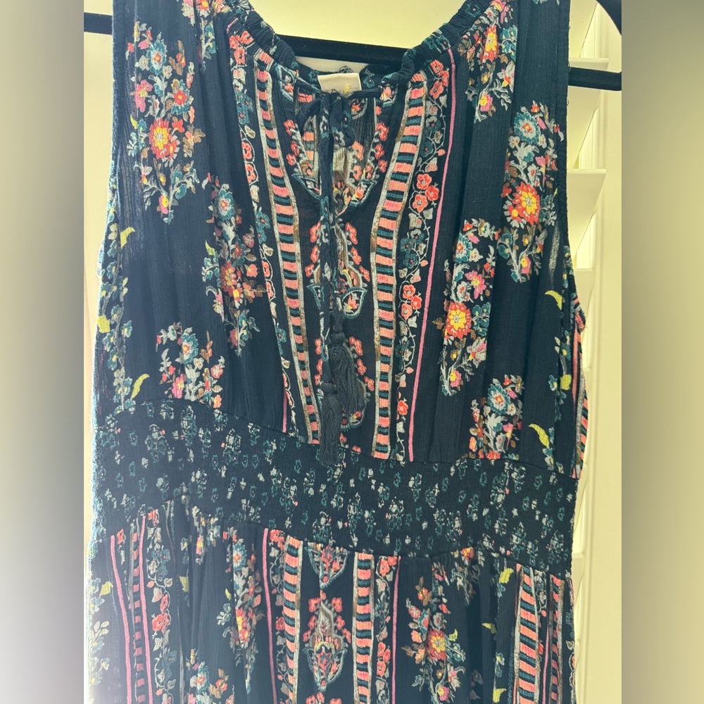 Bila Floral Midi Dress - Black and Pink - Picture 4 of 6
